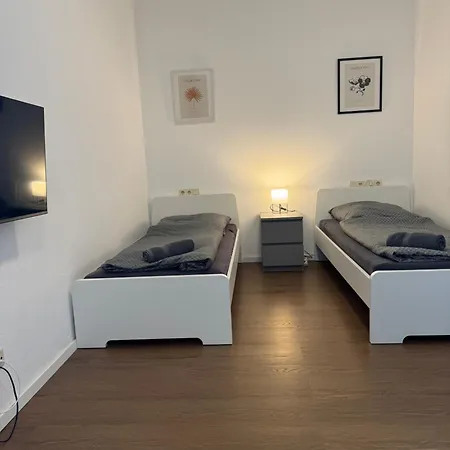 Apartament Monteurwohnungen In Der Residenz Am Kurpark *
