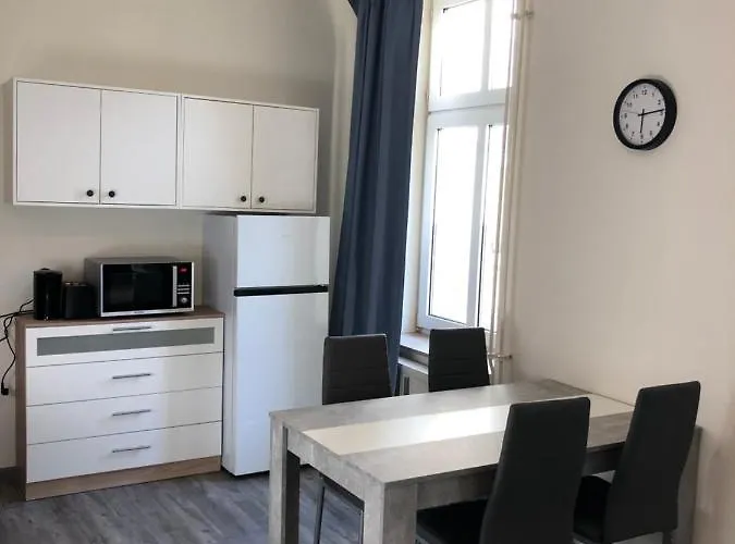 Monteurwohnungen In Der Residenz Am Kurpark Apartament *