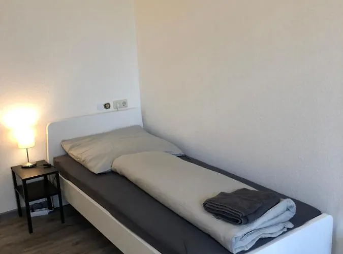Monteurwohnungen In Der Residenz Am Kurpark Apartament