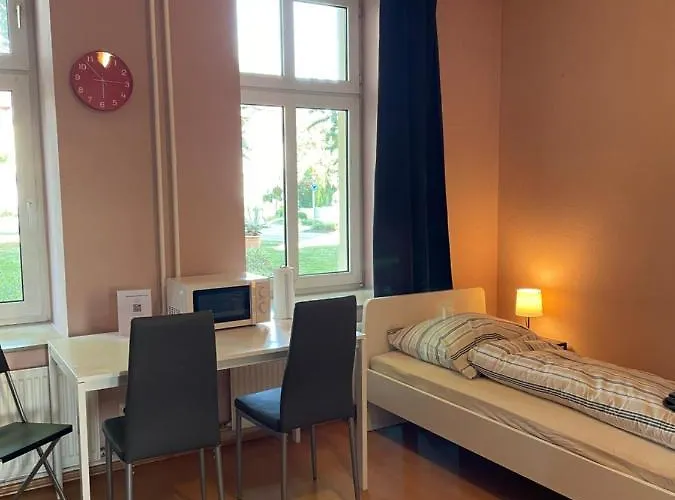 Monteurwohnungen In Der Residenz Am Kurpark Apartament *