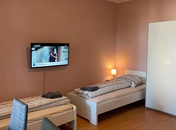 Apartament Monteurwohnungen In Der Residenz Am Kurpark *