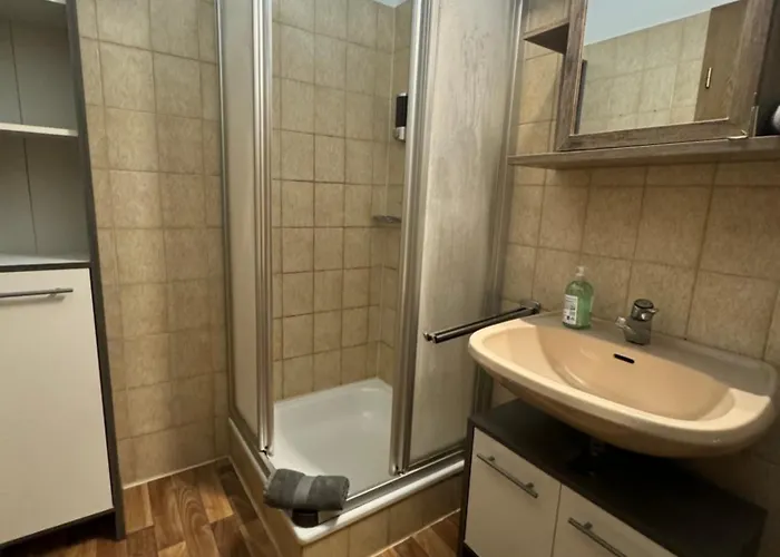 Monteurwohnungen In Der Residenz Am Kurpark Apartament *