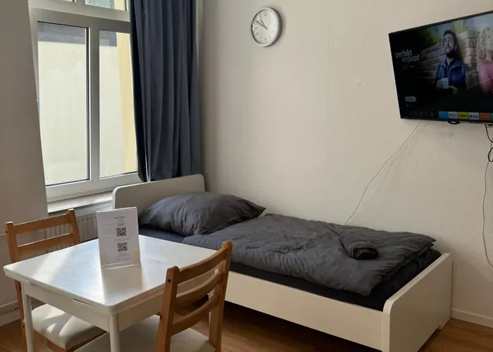 Monteurwohnungen In Der Residenz Am Kurpark Apartament