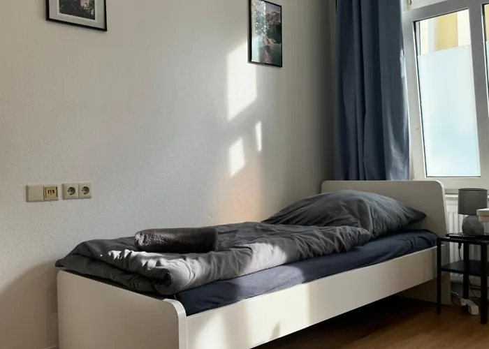 Apartament Monteurwohnungen In Der Residenz Am Kurpark